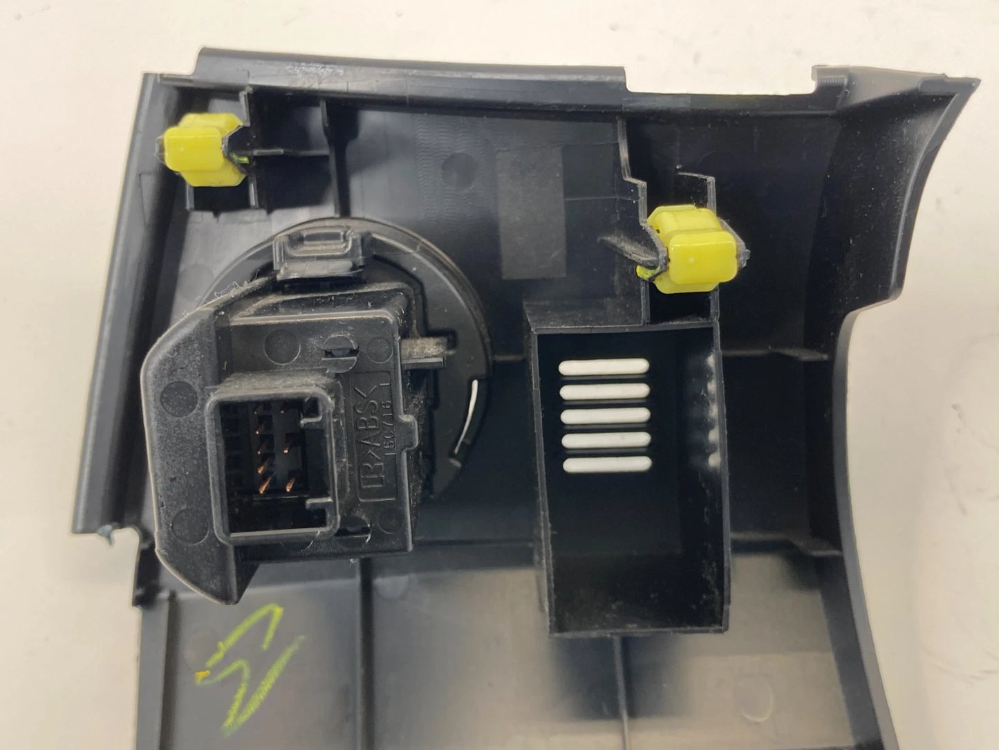 2014-2019 TOYOTA COROLLA ENGINE START STOP IGNITION PUSH BUTTON 55446-02120 OEM