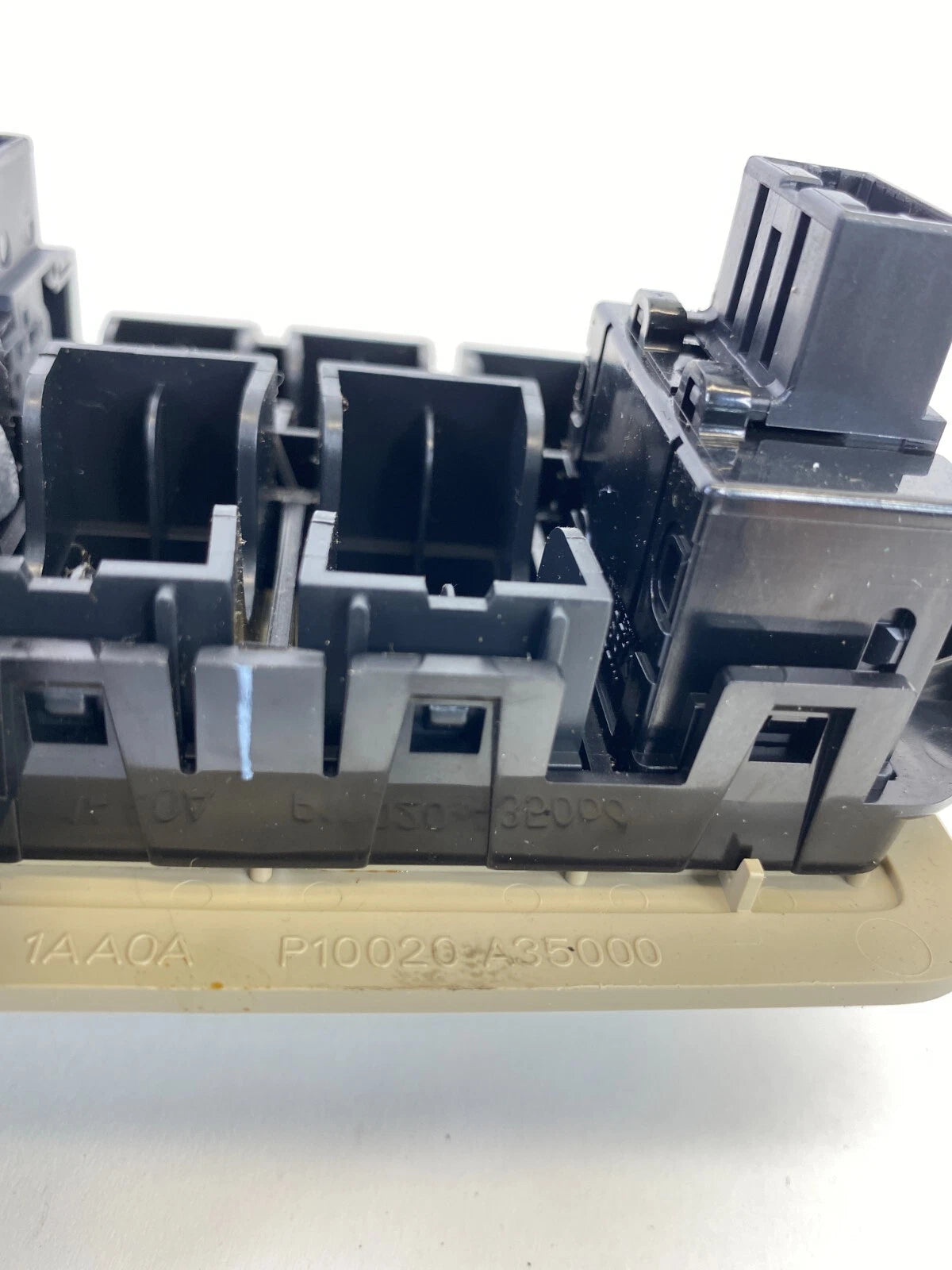 09-14 NISSAN MURANO TRACTION & FUEL DOOR CONTROL SWITCH W/ BEZEL P10020-A350 OEM