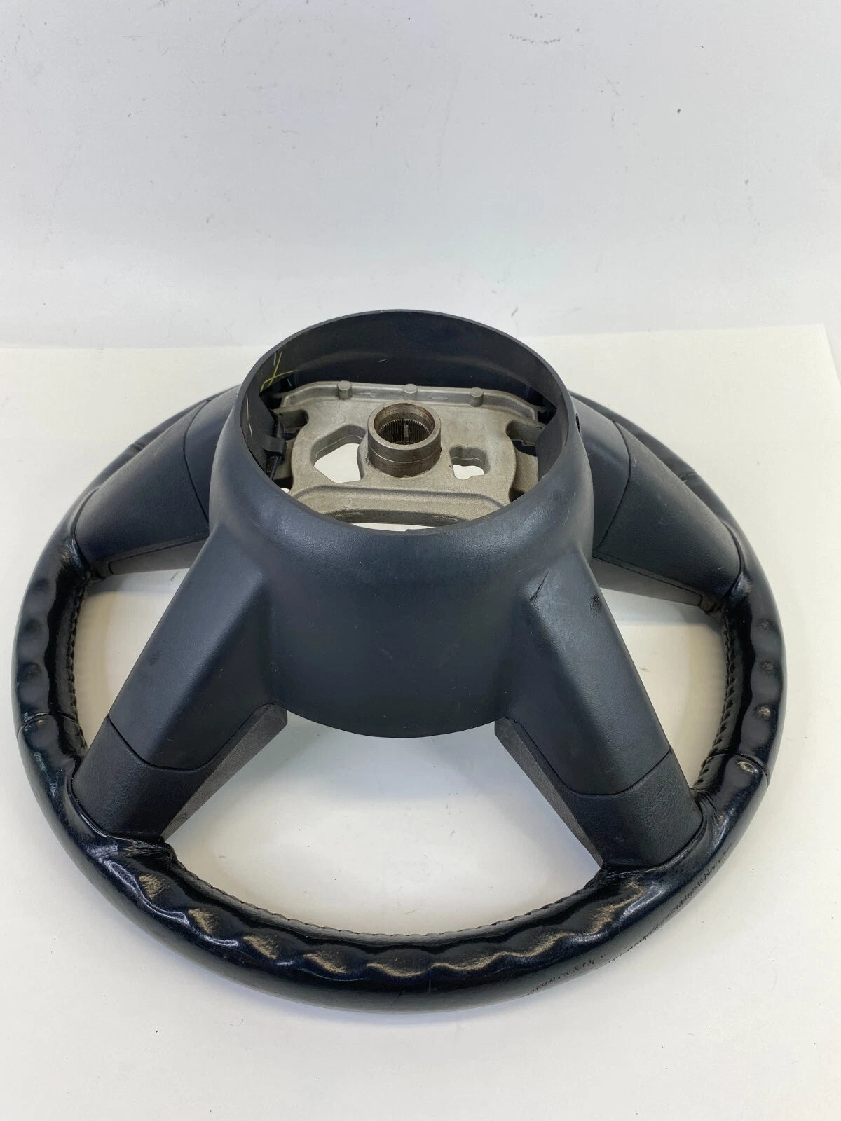 2005-2008 DODGE MAGNUM STEERING WHEEL ASSEMBLY BLACK LEATHER TRIM OEM FACTORY