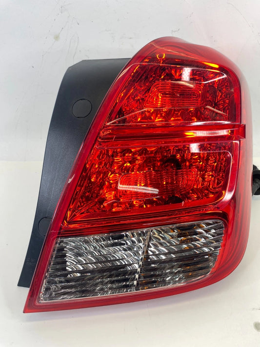 2015-2022 CHEVROLET TRAX RIGHT PASSENGER TAILLIGHT TAIL LIGHT LAMP 42599455 OEM