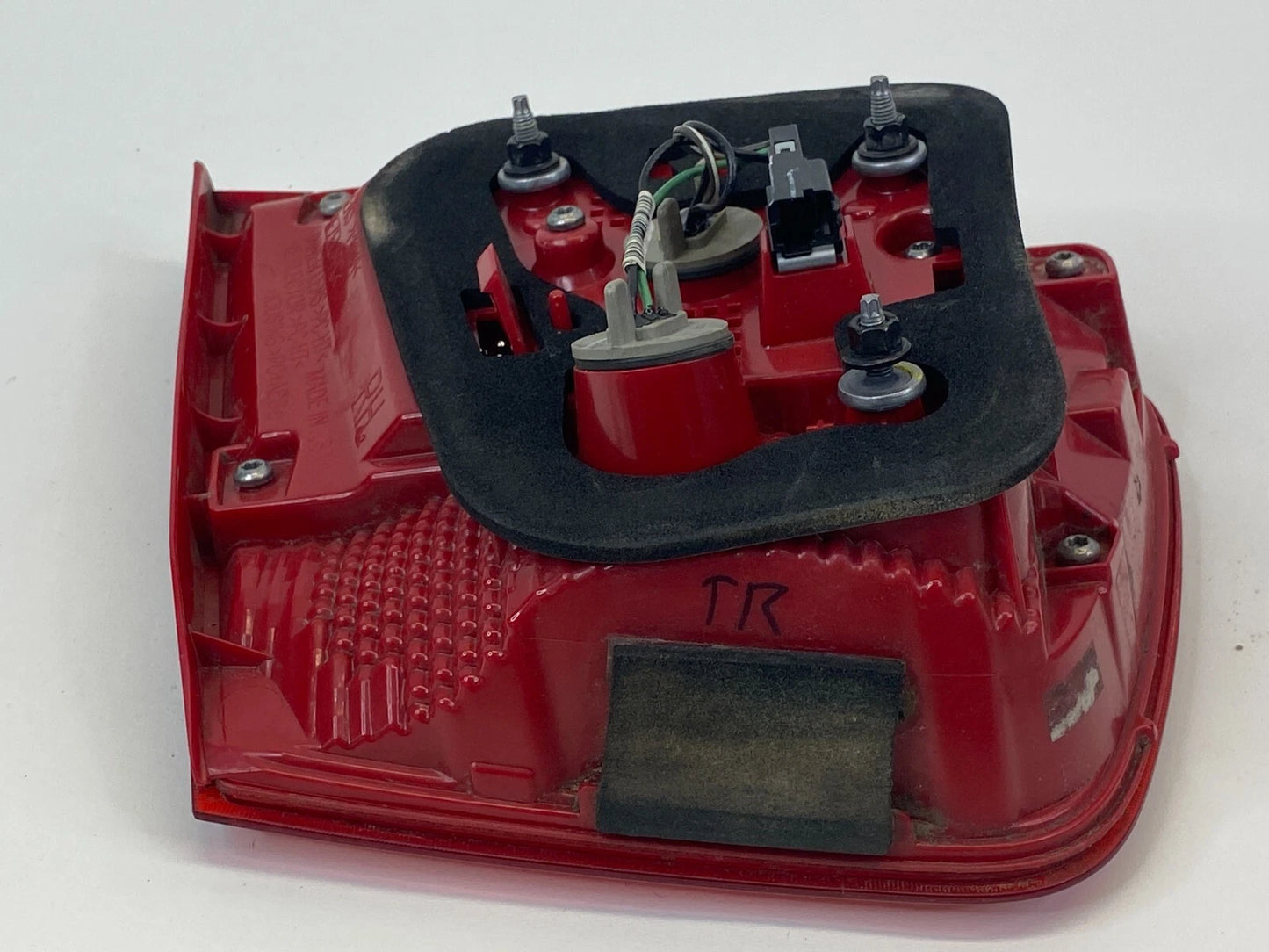 2013-2015 CHEVROLET MALIBU REAR RIGHT PASSENGER SIDE TAILLIGHT LAMP ASSEMBLY OEM