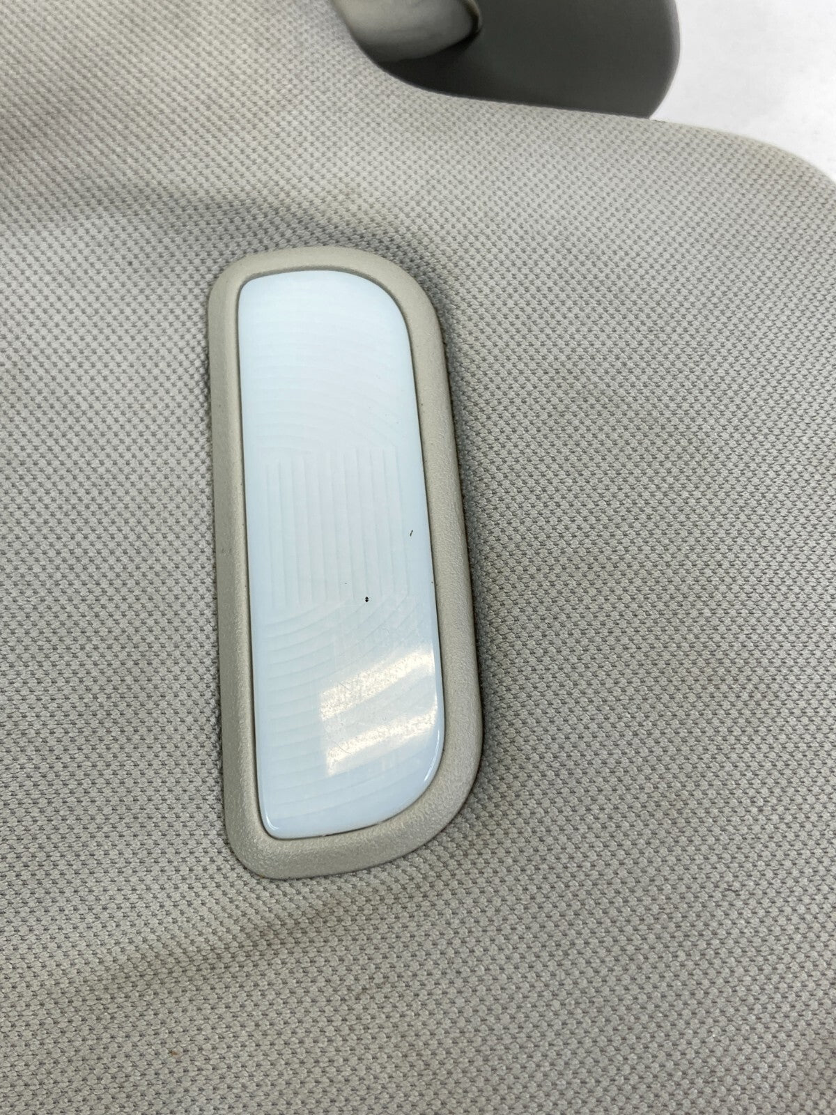 2009-2017 Chevy Traverse 08-17 Buick Enclave Right Passenger Sunvisor Sun Visor