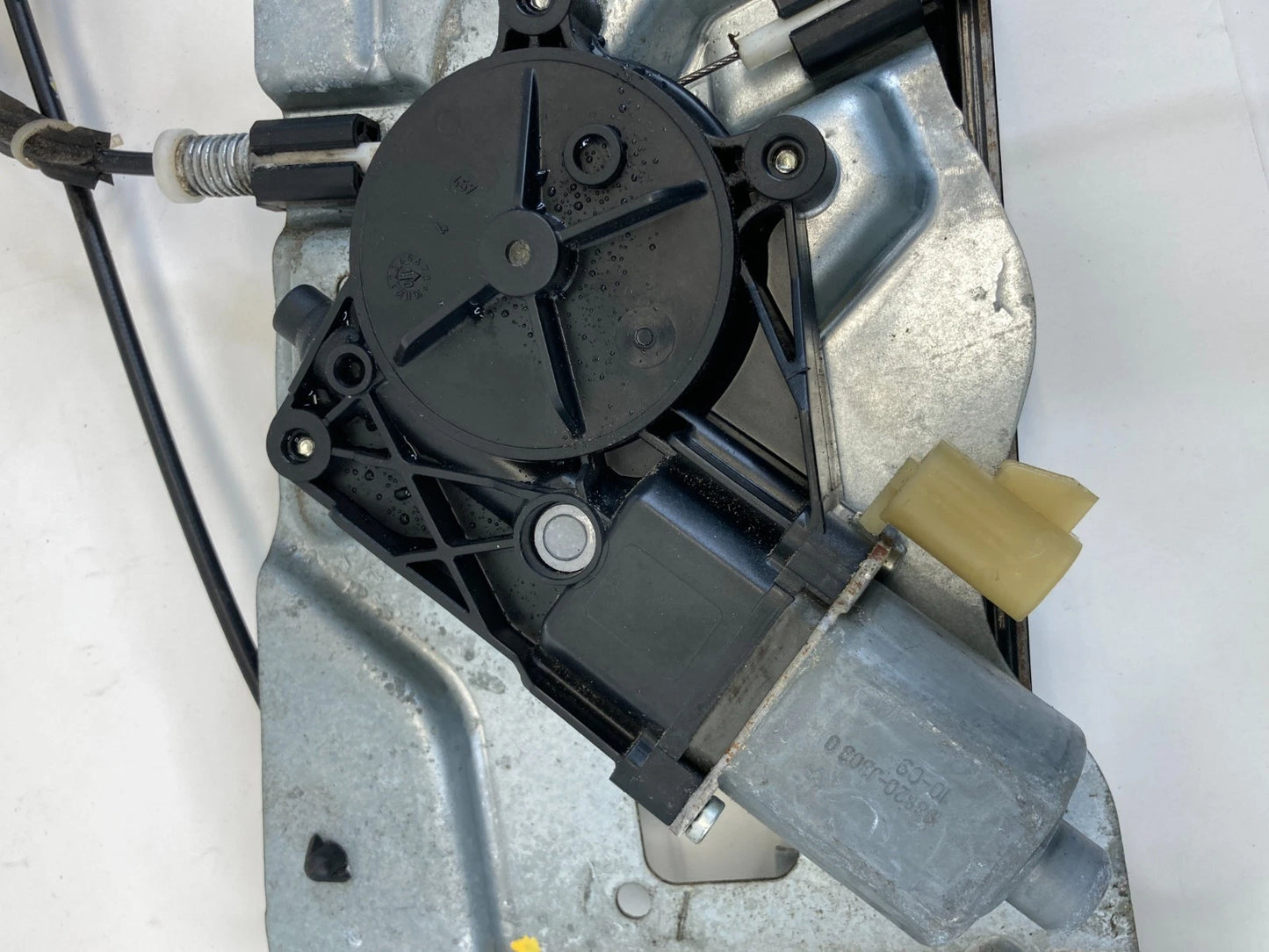 2010 2011 GMC TERRAIN FRONT LEFT DOOR POWER WINDOW MOTOR W/REGULATOR 98820J3030