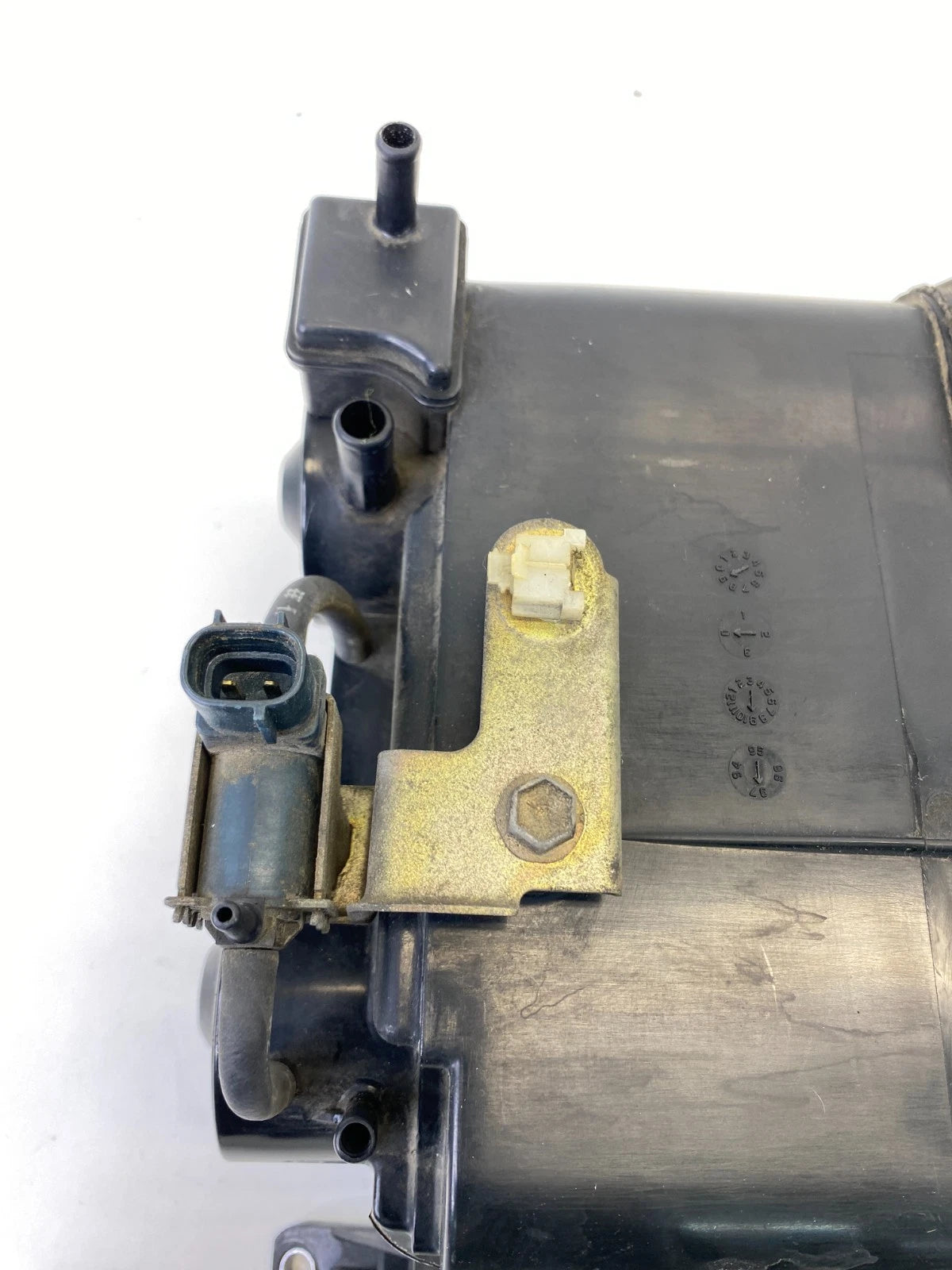 1996-2000 TOYOTA 4RUNNER 3.4L V6 AT FUEL VAPOR CHARCOAL CANISTER 184600-1960 OEM