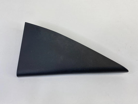 2005-2010 KIA SPORTAGE REAR DRIVER SIDE DOOR INNER CORNER TRIM OEM 83910-1F000