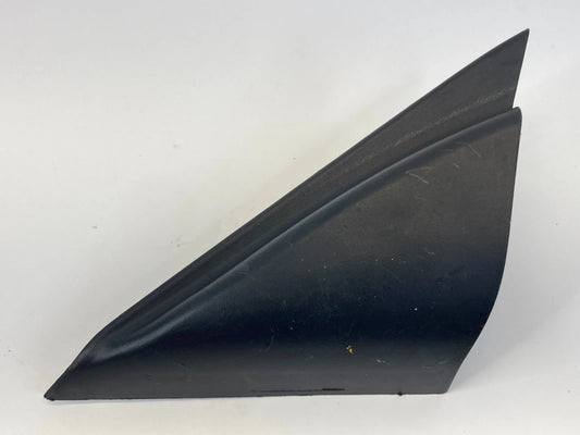 14-19 KIA SOUL FRONT LEFT DRIVER INTERIOR MIRROR CORNER COVER PANEL 87651-B2000