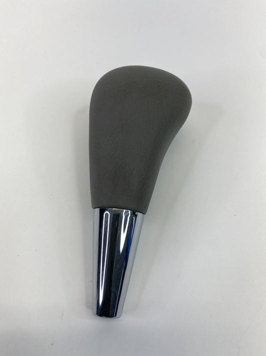 2004-2010 TOYOTA SIENNA AUTO GEAR SELECTOR SHIFT SHIFTER KNOB HANDLE GRAY OEM