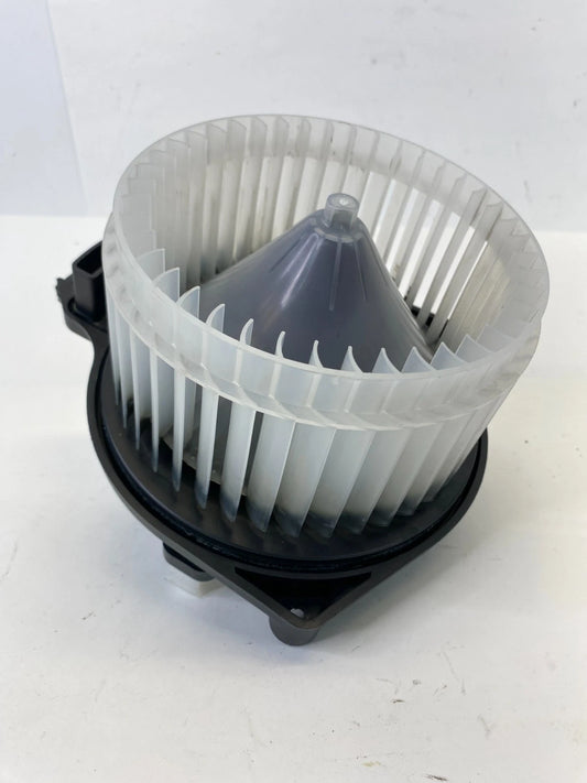 2005-2015 TOYOTA TACOMA 2.7 L4 A/C HEATER BLOWER MOTOR ASSEMBLY 52402809 OEM