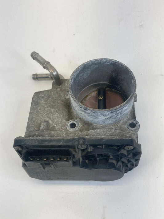 2004-2006 TOYOTA COROLLA MATRIX 1.8L THROTTLE BODY THROTTLE VALVE 22030-0D030