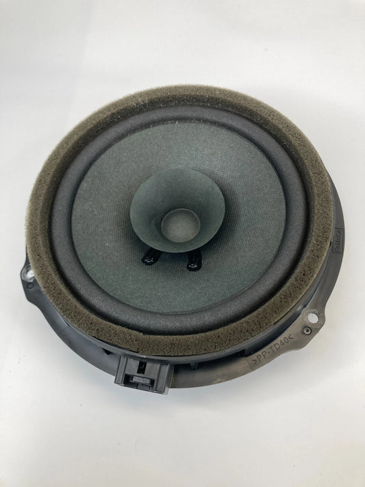 11-19 FORD FIESTA REAR RIGHT SIDE DOOR AUDIO SOUND SYSTEM SPEAKER DA6T-18808-AA