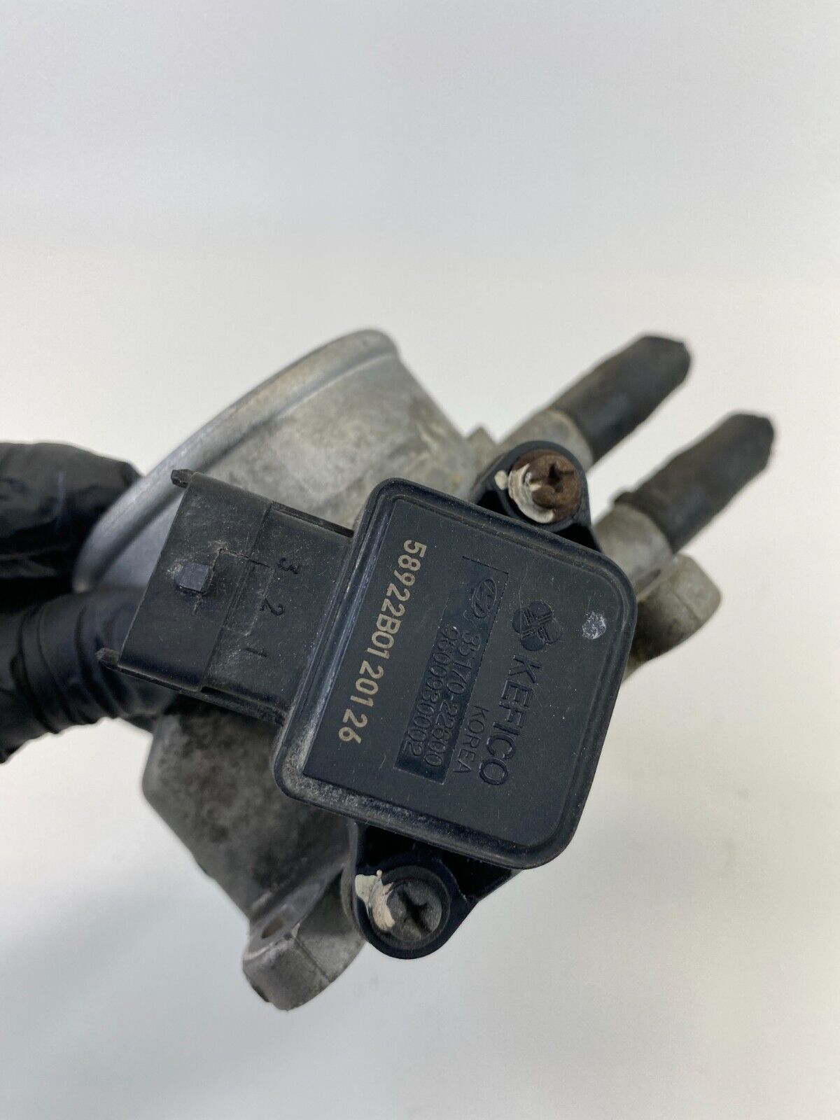 2004-2006 Hyundai Elantra 2.0L w/ Cruise Control Throttle Body Valve 35100-23751