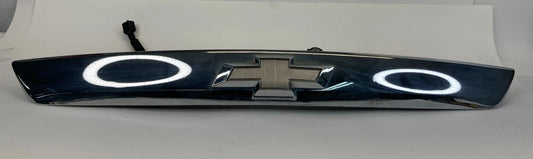 10-15 CHEVROLET EQUINOX LIFTGATE DECK LID CHROME APPLIQUE W CAMERA 23188127 OEM