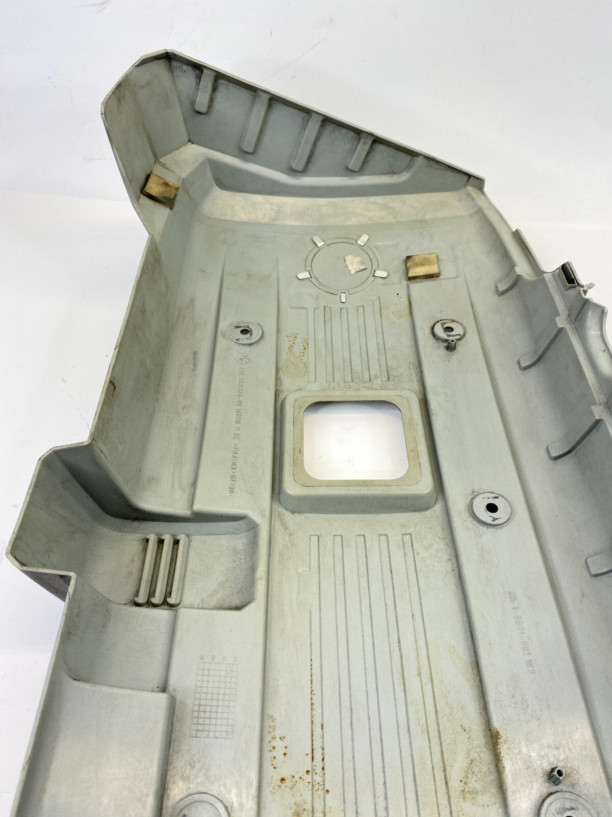 2006 2007 BMW 530i 530xi Upper Engine Cover Shield Coil Trim Panel 11127531324