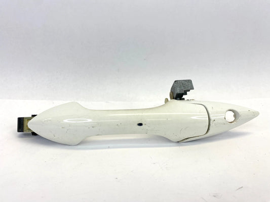 2005-2010 HONDA ODYSSEY FRONT LEFT DRIVER SIDE EXTERIOR DOOR HANDLE WHITE OEM