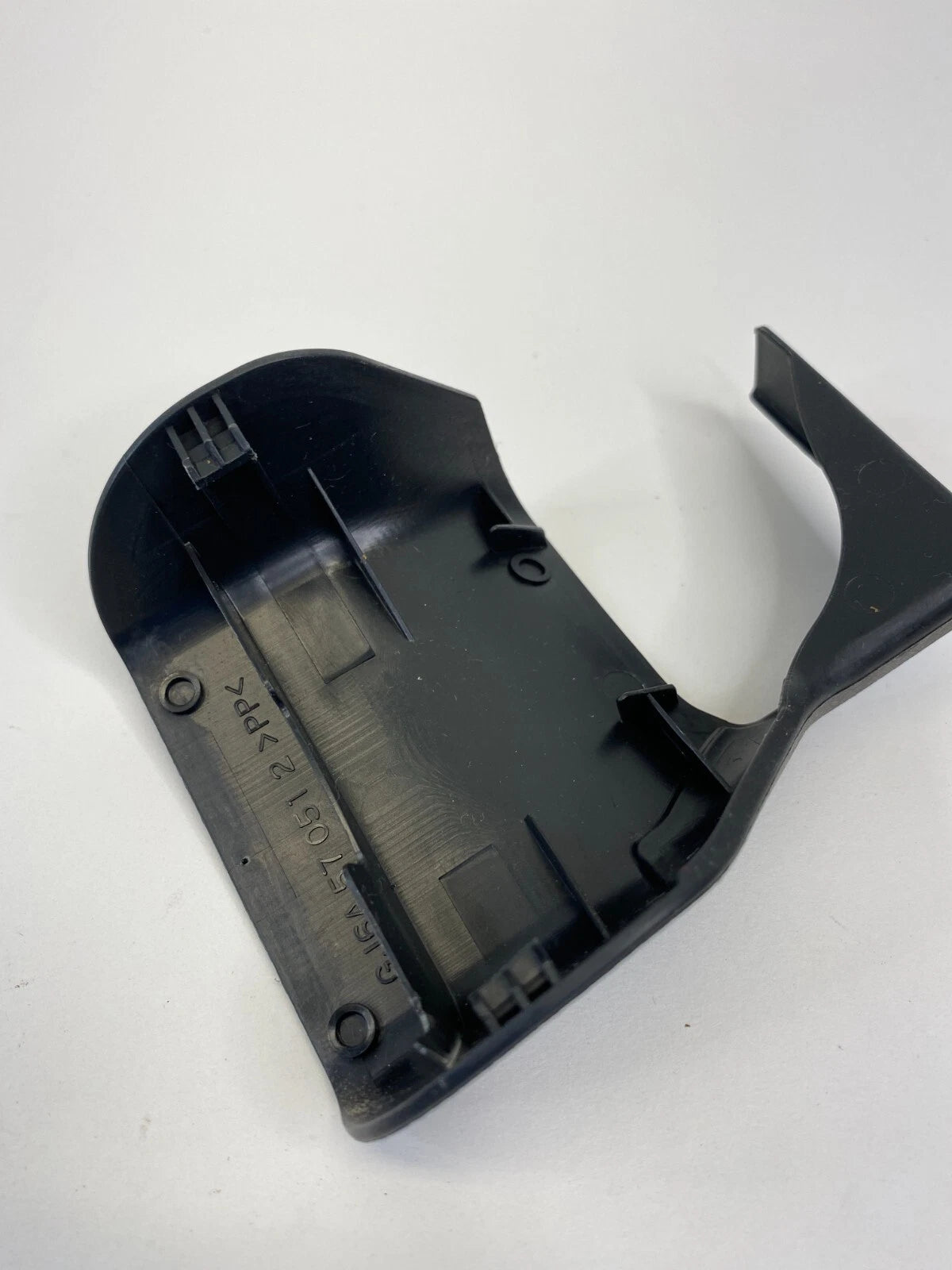 03-06 MAZDA 6 MAZDA6 PASSENGER SEAT REAR RIGTH SIDE RAIL TRACK COVER GJ6A-57-051