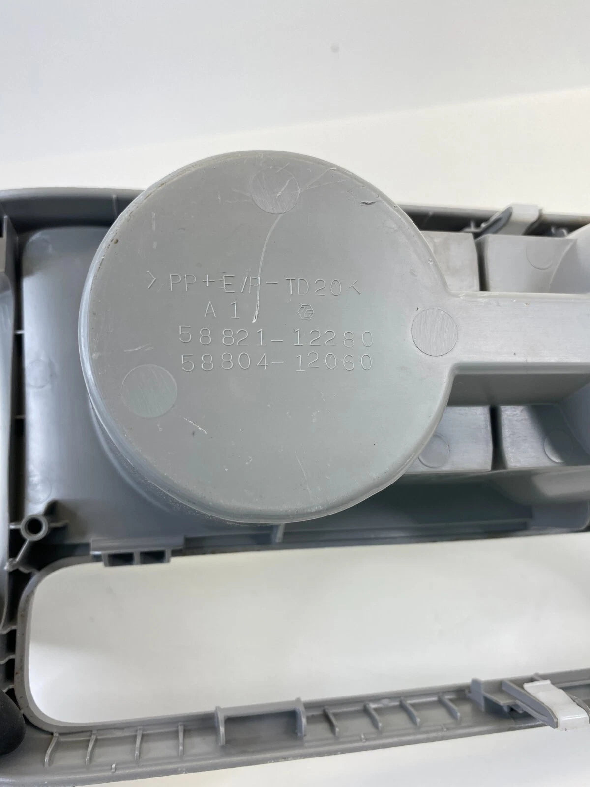 09 10 TOYOTA COROLLA CENTER CONSOLE CUP HOLDER BRAKE HANDLE TRIM 58804-12060 OEM