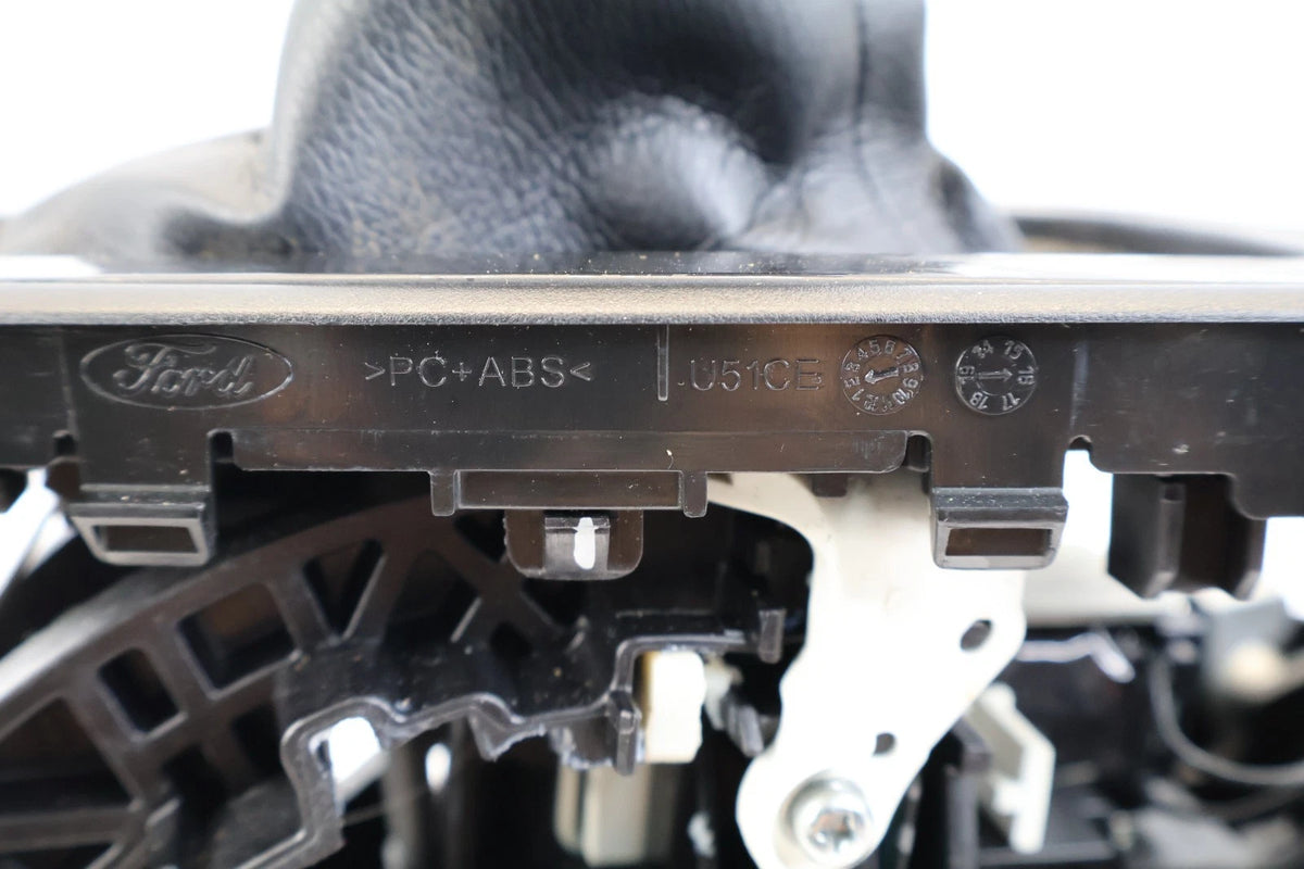2015-2018 FORD FOCUS 2.0L L4 AUTOMATIC GEAR SHIFTER LEVER ASSEMBLY OEM