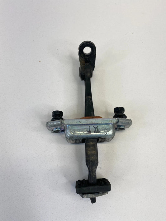 2006-2011 KIA RIO RIO5 HATCHBACK FRONT RIGHT PASSENGER DOOR CHECK STOPPER DETENT