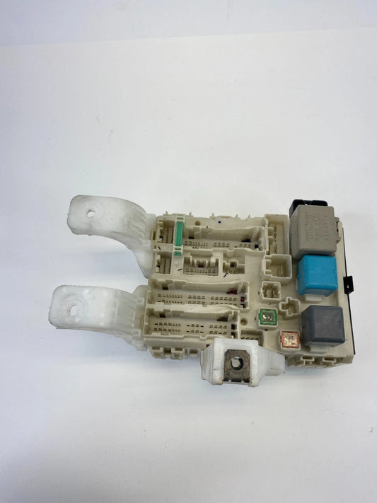 04-09 TOYOTA PRIUS HYBRID 1.5L AT INTERIOR DASH CABIN FUSE BOX UNIT 82730-47300