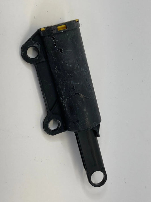 2004-2010 TOYOTA SIENNA GLOVE BOX GLOVE BOX DOOR BUMPER DAMPER STOPPER ASSY OEM