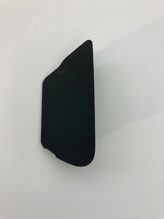 2010 SATURN OUTLOOK INTERIOR RIGHT HANDLE TRIM COVER BEZEL CAP 1229846 2001159
