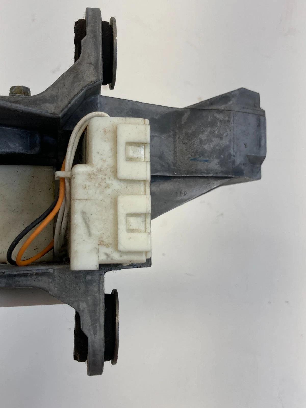 2004-2010 TOYOTA SIENNA AUTOMATIC GEAR SHIFTER SELECTOR LEVER ASSY OEM