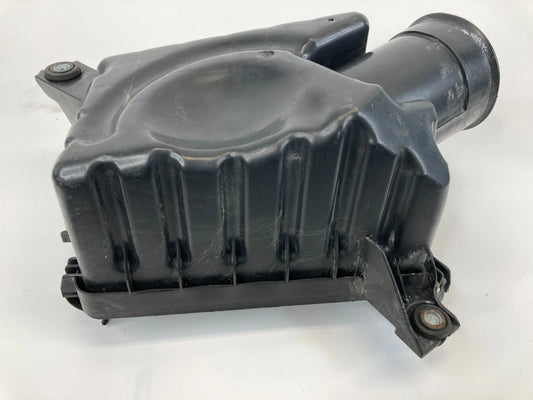2005-2010 KIA SPORTAGE 2.7L V6 AIR CLEANER INTAKE BOX LOWER CASE OEM 281122E000