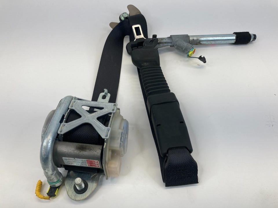 Seat Belt used OEM Store online selt bealt , buy parts used car  