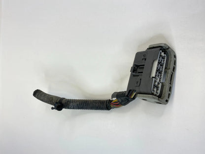 99-04 HONDA ODYSSEY 3.5L V6 AT ABS ANTI LOCK BRAKE PUMP RELAY PLUG CONNECTOR
