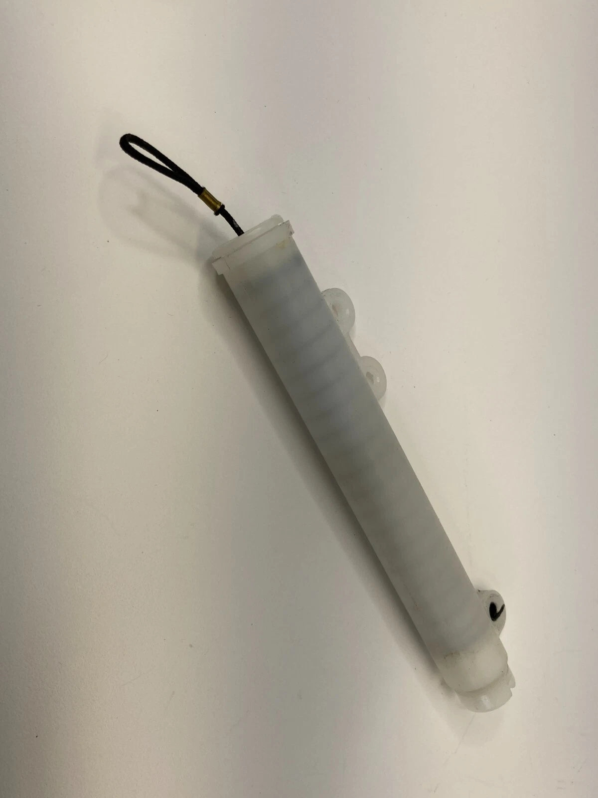14 15 CHEVROLET MALIBU GLOVE BOX COMPARTMENT DOOR STOPPER CHECK STRAP SUPPORT