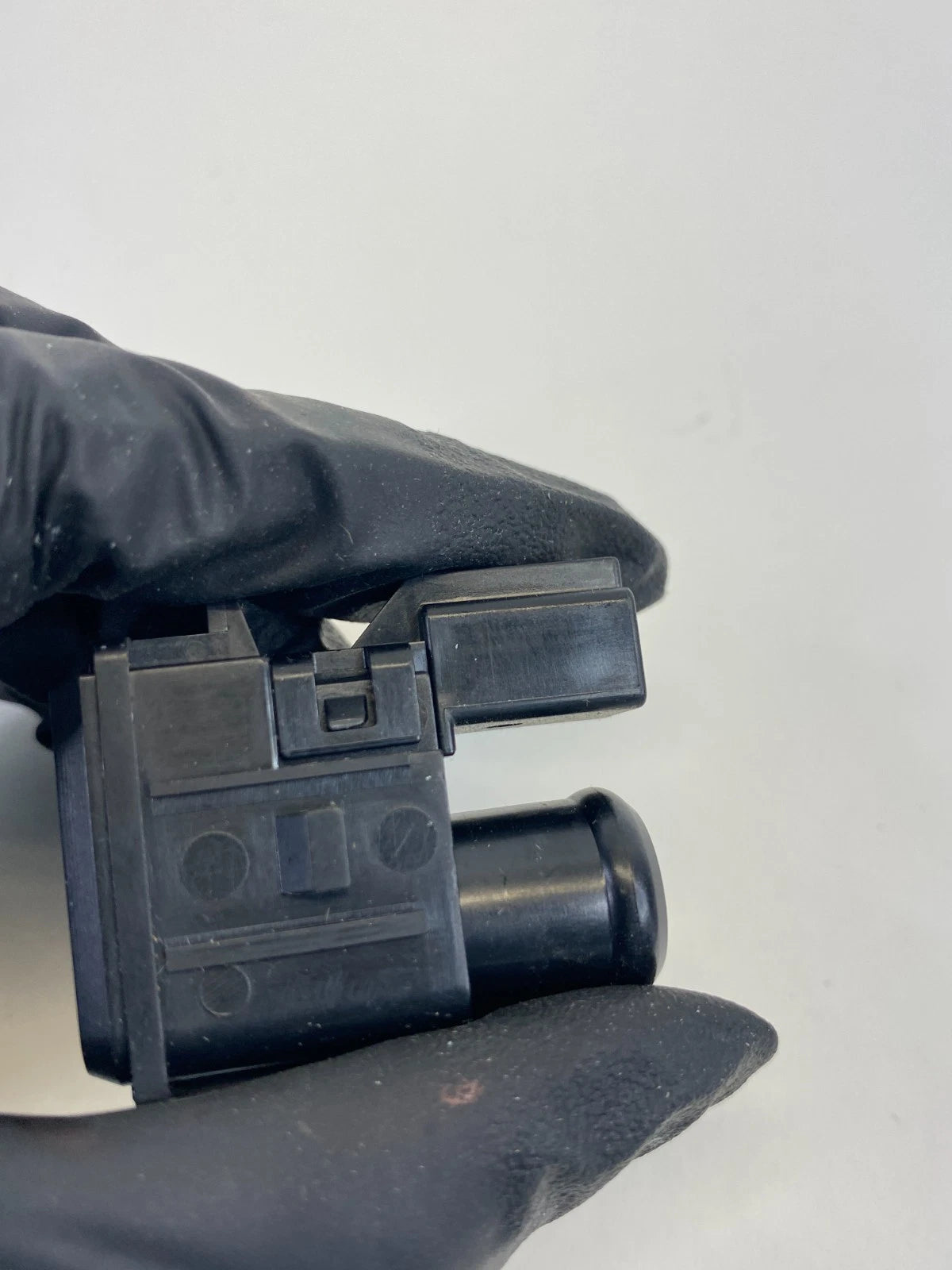 2005-2012 Toyota Avalon A/C Air Climate Control Temperature Sensor 077500-4682