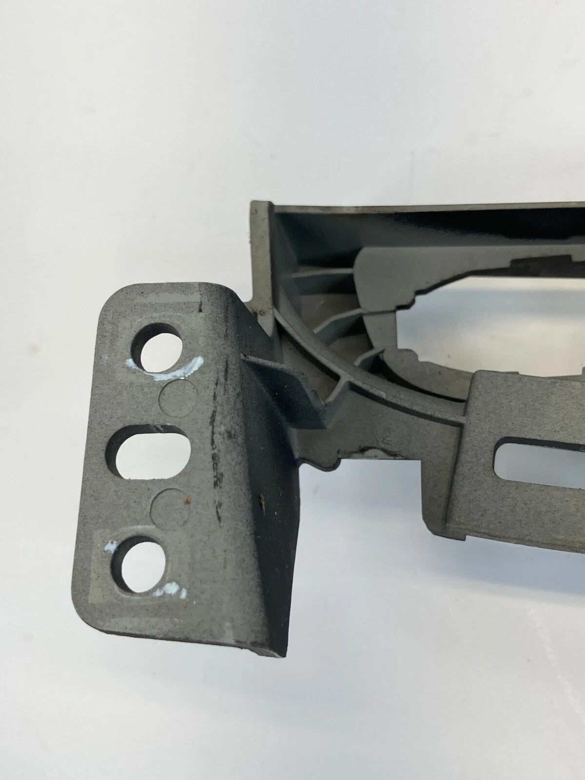 2014 2015 CHEVROLET MALIBU DASHBOARD HAZARD WARNING TRACTION OUTLET BEZEL COVER
