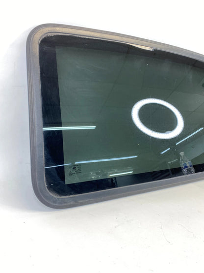 2003-2008 PONTIAC VIBE MATRIX POWER SUNROOF MOONROOF GLASS PANEL OEM