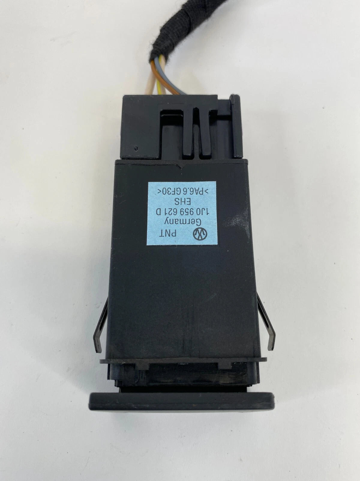 01-05 VOLKSWAGEN JETTA 06-09 GTI REAR WINDOW DEFROSTER SWITCH BUTTON 1J0959621D