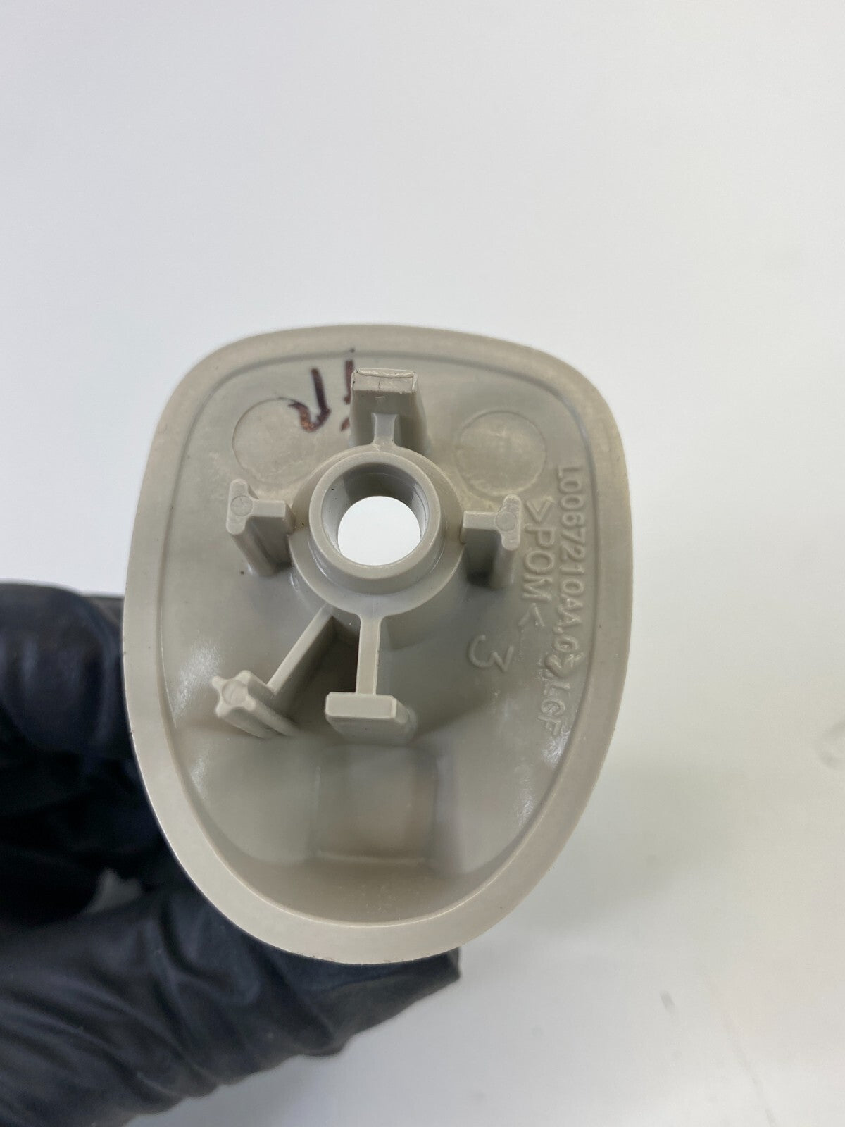 2008-2016 Chrysler Town & Country Sunvisor Sun Visor Holder Clip Retainer OEM