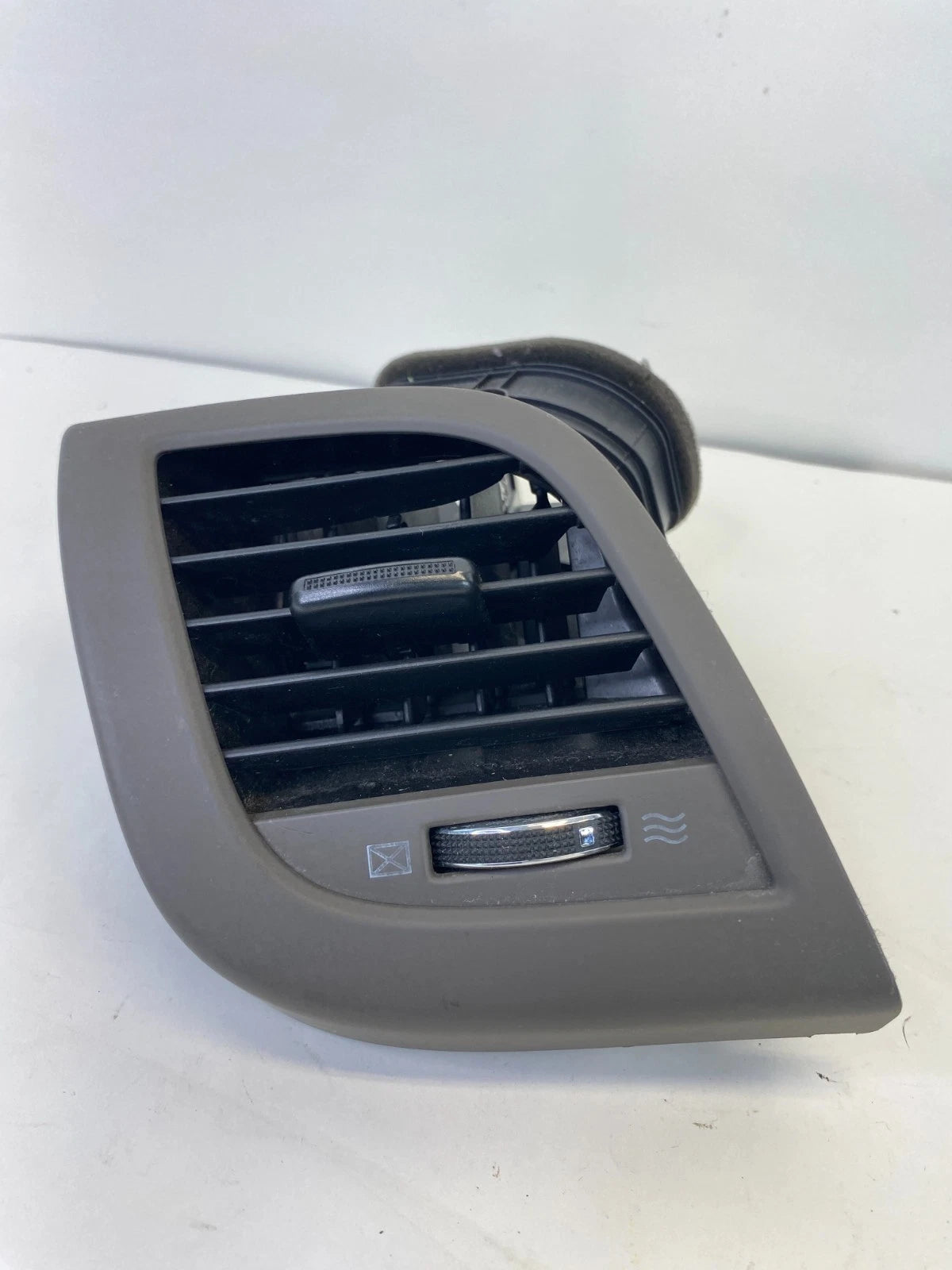 2011-2014 HYUNDAI ACCENT LEFT DRIVER SIDE DASH AIR VENT GRILLE OEM 97460-1R000