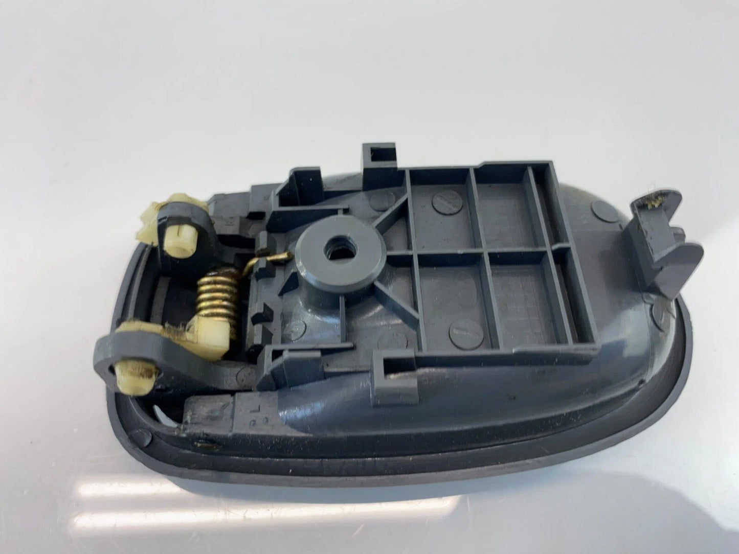 2002-2004 KIA SPECTRA REAR RIGHT DOOR INTERIOR INNER DOOR HANDLE W/ LOCK OEM