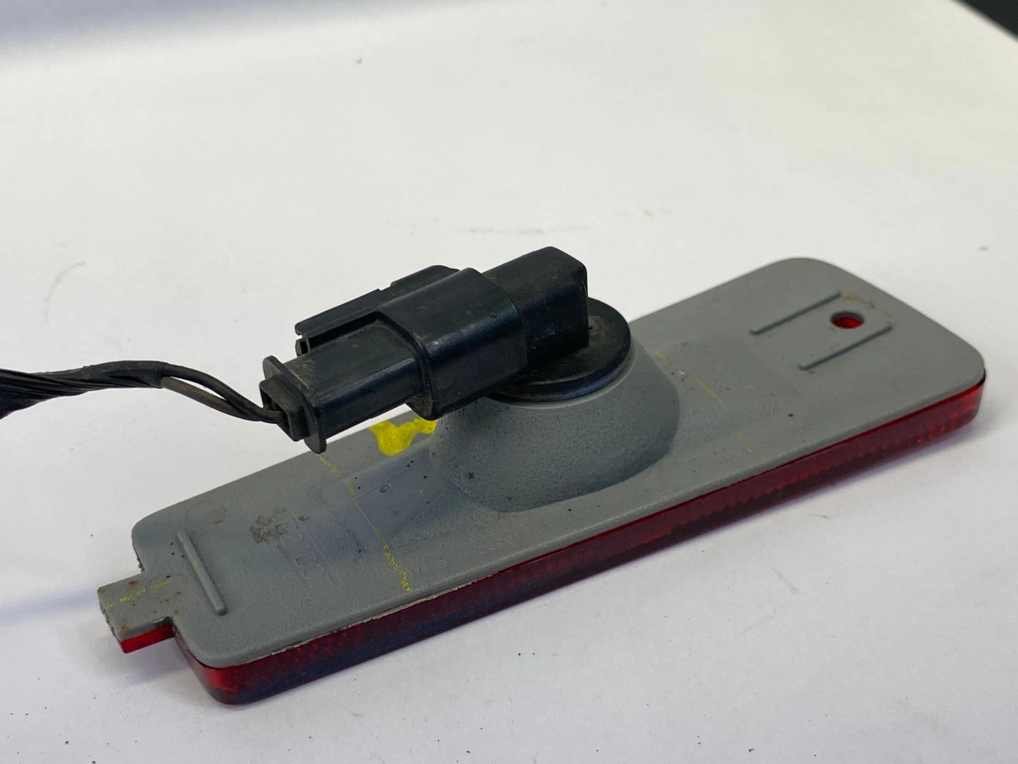 2006-2011 CHEVY CHEVROLET HHR REAR SIDE BUMPER MARKER LIGHT LAMP OEM