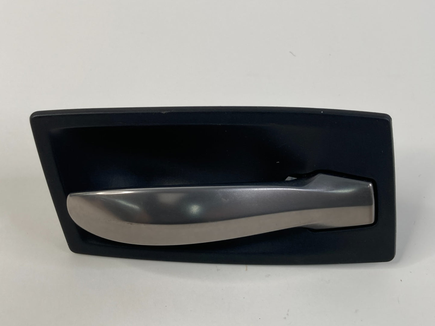 2006 2007 BMW 530xi Rear Right Back Side Interior Inner Door Handle 70342889 OEM