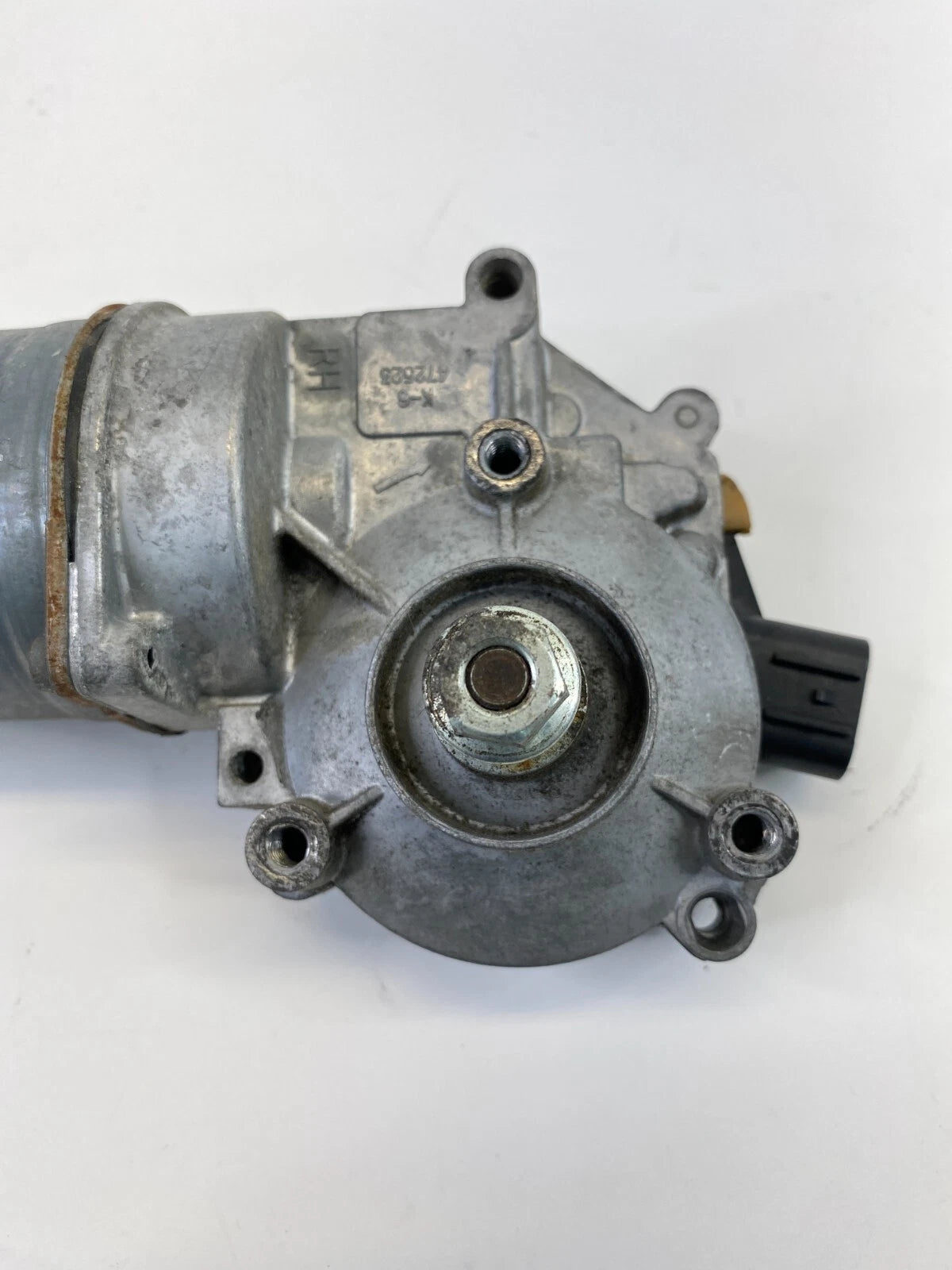 2002 03 04 05 2006 TOYOTA CAMRY FRONT WINDSHIELD WIPER MOTOR 85010-AA040 OEM