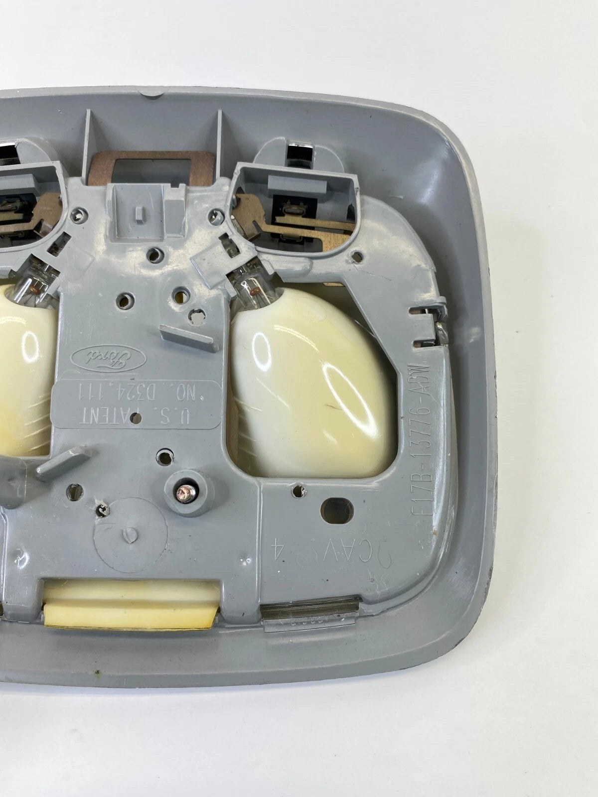03-05 FORD CROWN VICTORIA ROOF OVERHEAD DOME MAP LAMP LIGHT F17B-13776-ABW
