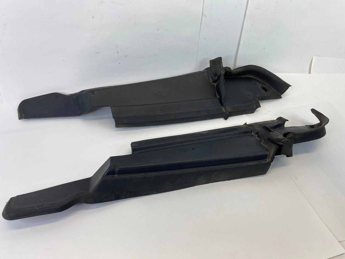 2011-2019 FORD EXPLORER FRONT LEFT & RIGHT FENDER UPPER LEDGE TRIM LEDGE COVER