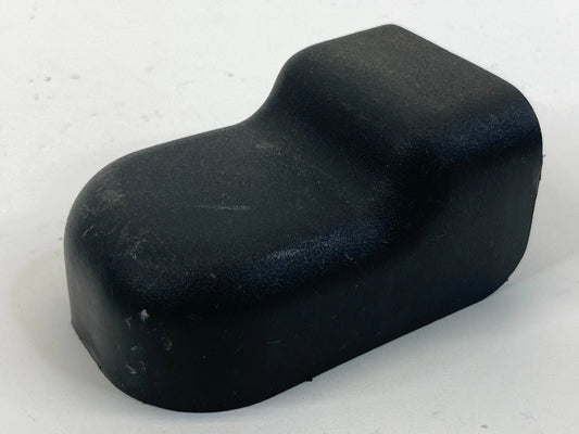 2009 2010 HYUNDAI ELANTRA SEDAN FRONT SEAT TRACK COVER TRIM CAP 88567-3K000 OEM