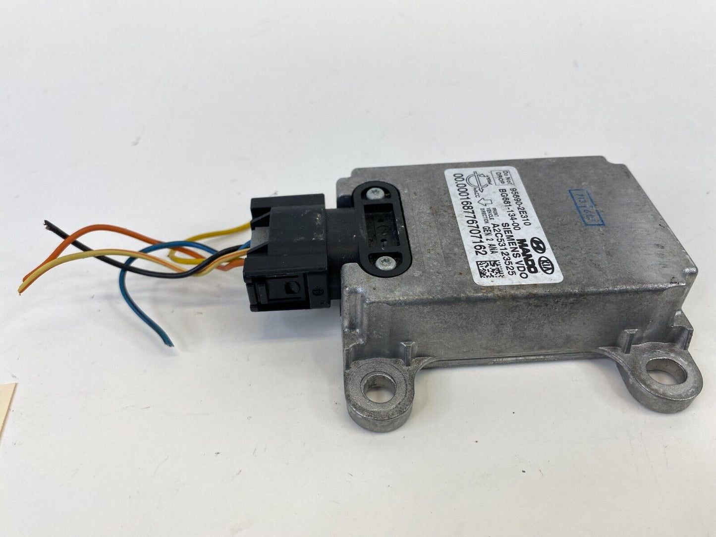 2008 2009 Hyundai Tucson Yaw Rate Sensor Control Module 95690-2E310 OEM