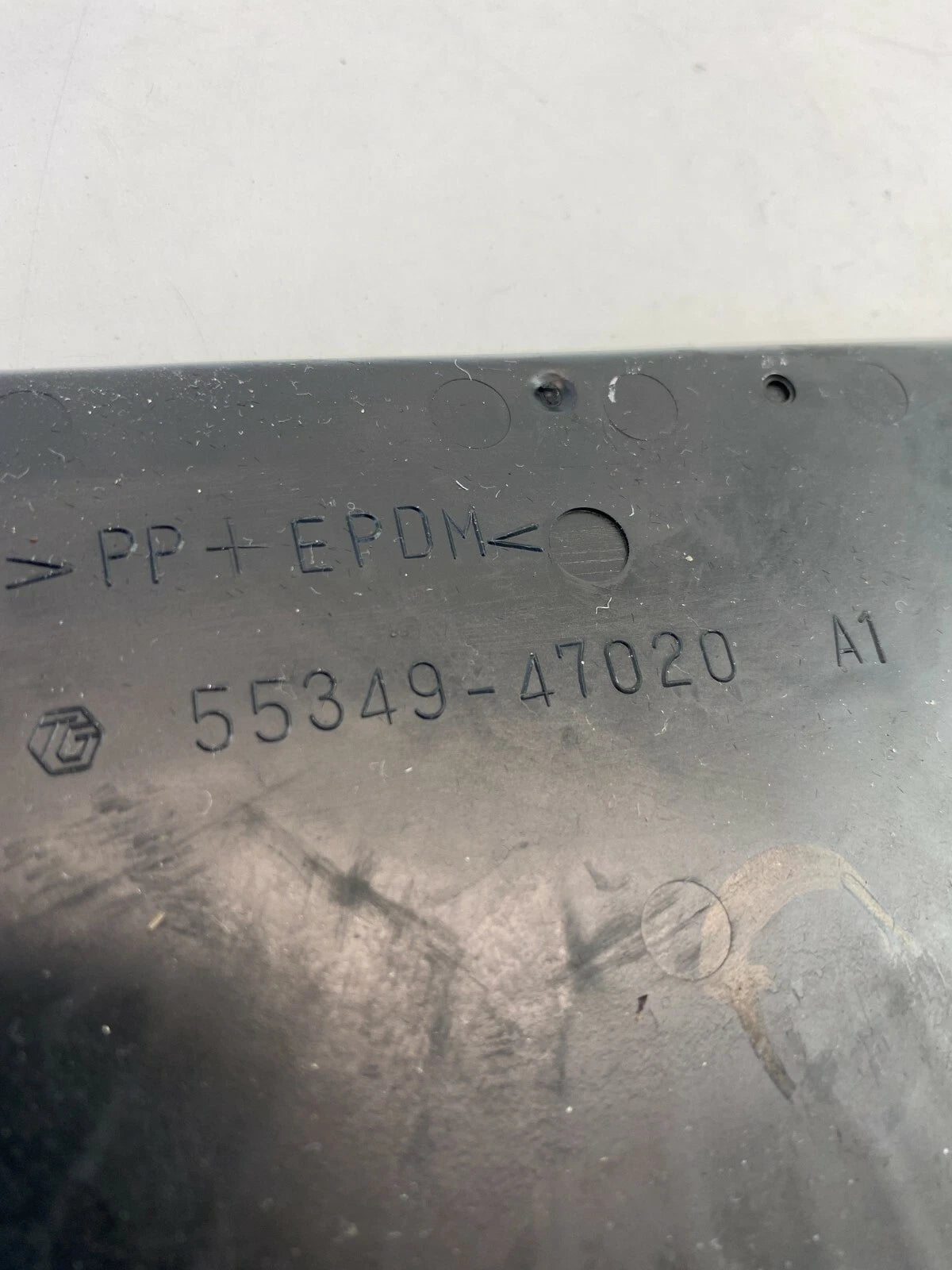 04-09 TOYOTA PRIUS GLOVE BOX STORAGE COMPARTMENT RUBBER MAT LINER 55349-47020