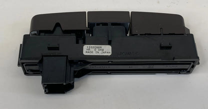 2011-2013 BUICK REGAL HAZARD WARNING LOCK BUTTON SWITCH 13320966 OEM