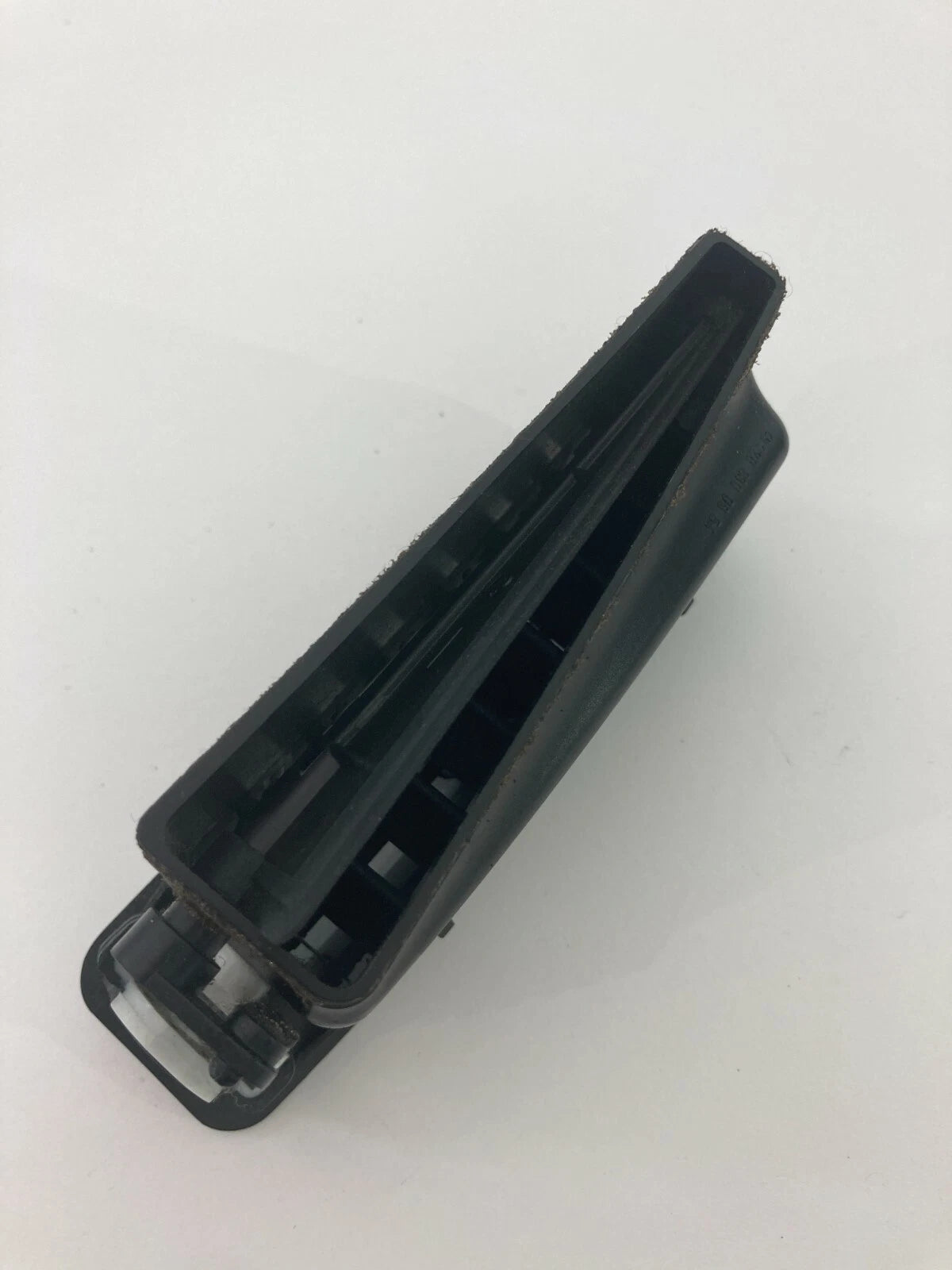 2000-2002 MERCEDES-BENZ S500 REAR LEFT LH B-PILLAR AC AIR VENT GRILL OUTPUT OEM