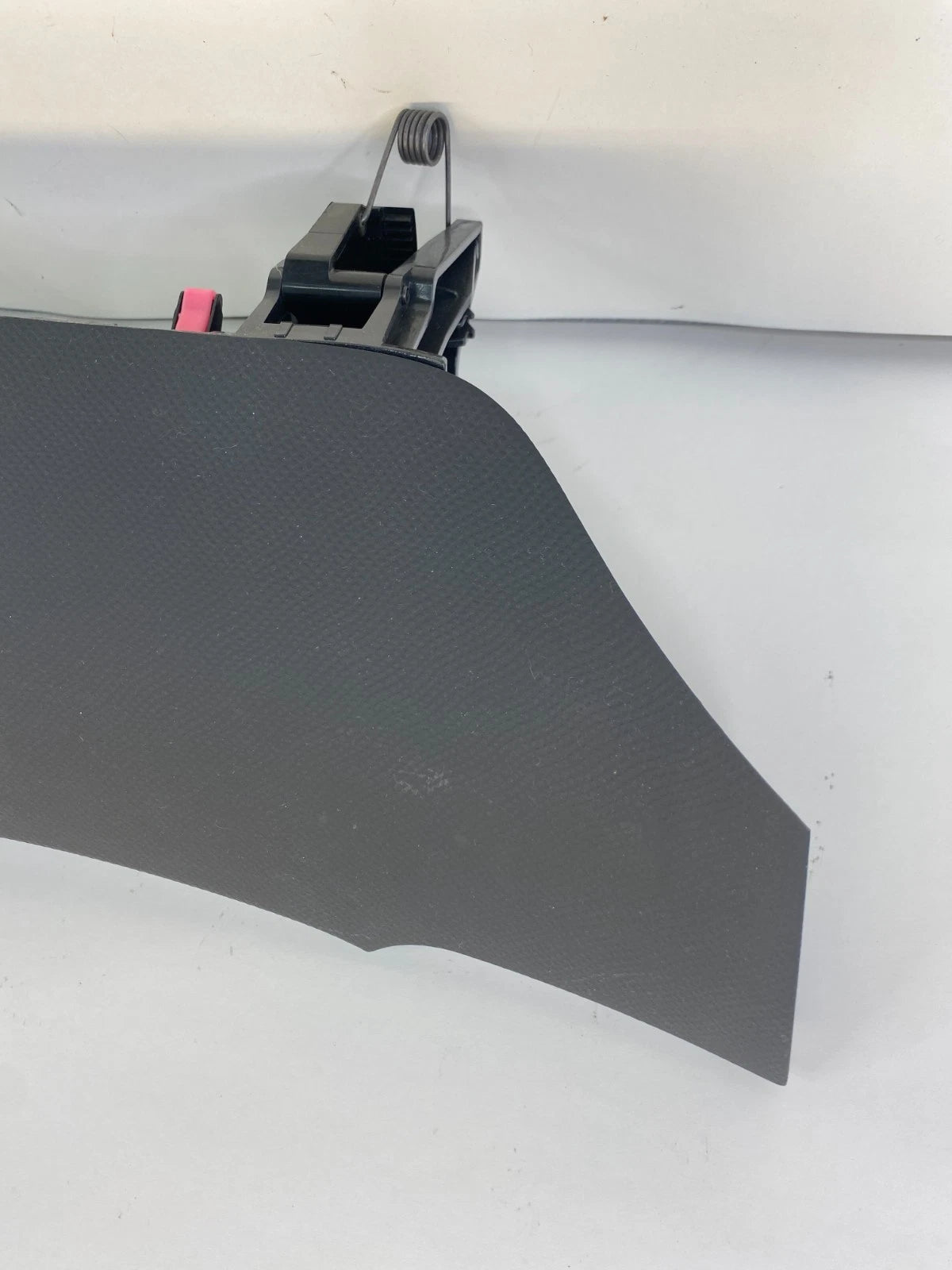 2007-2011 TOYOTA YARIS LEFT DRIVER SIDE UPPER GLOVE BOX STORAGE DOOR ASSY OEM