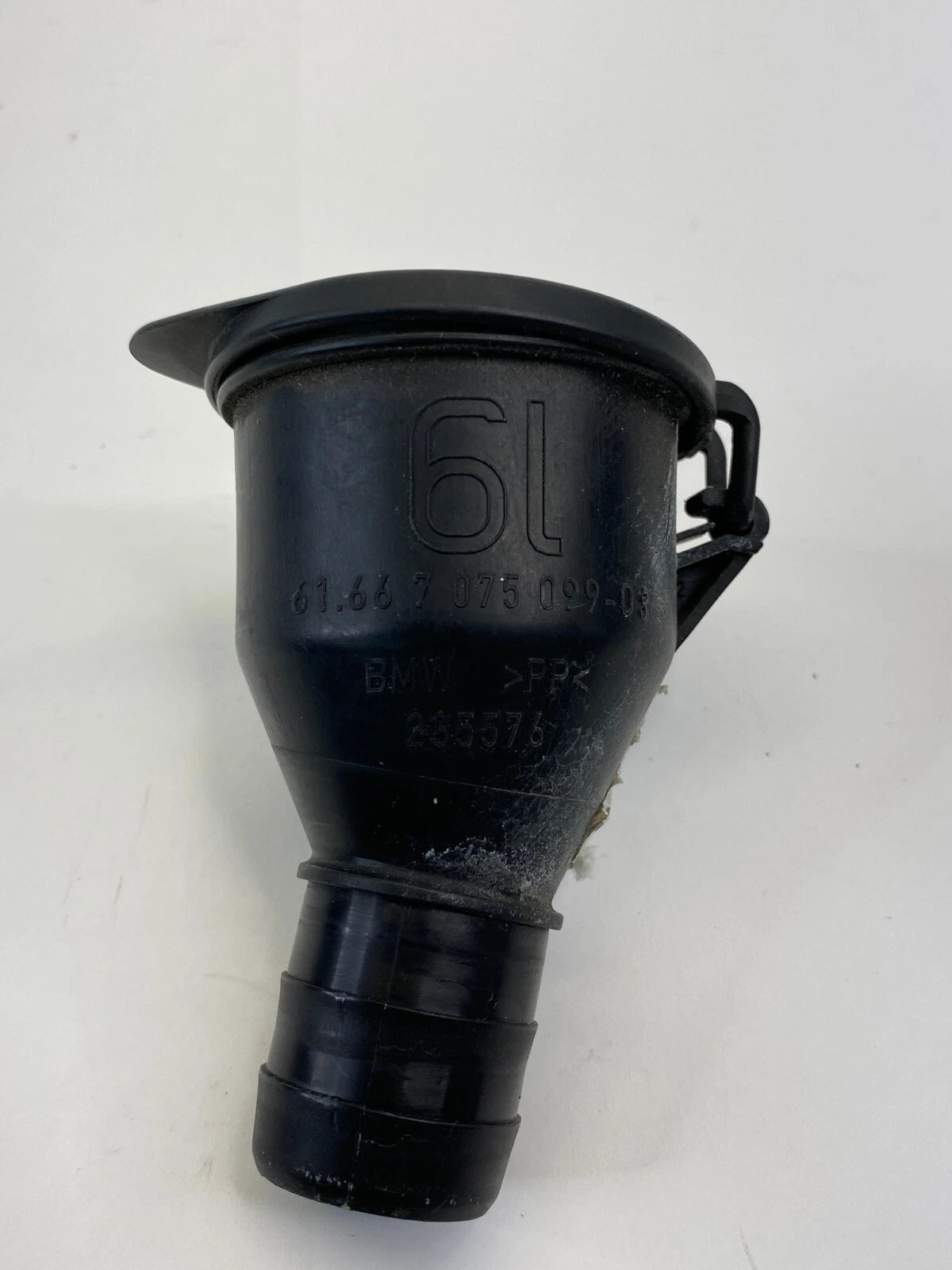2001-2006 BMW 330I WIPER WINDSHIELD FLUID TANK CAP RESERVOIR COVER 61667075099
