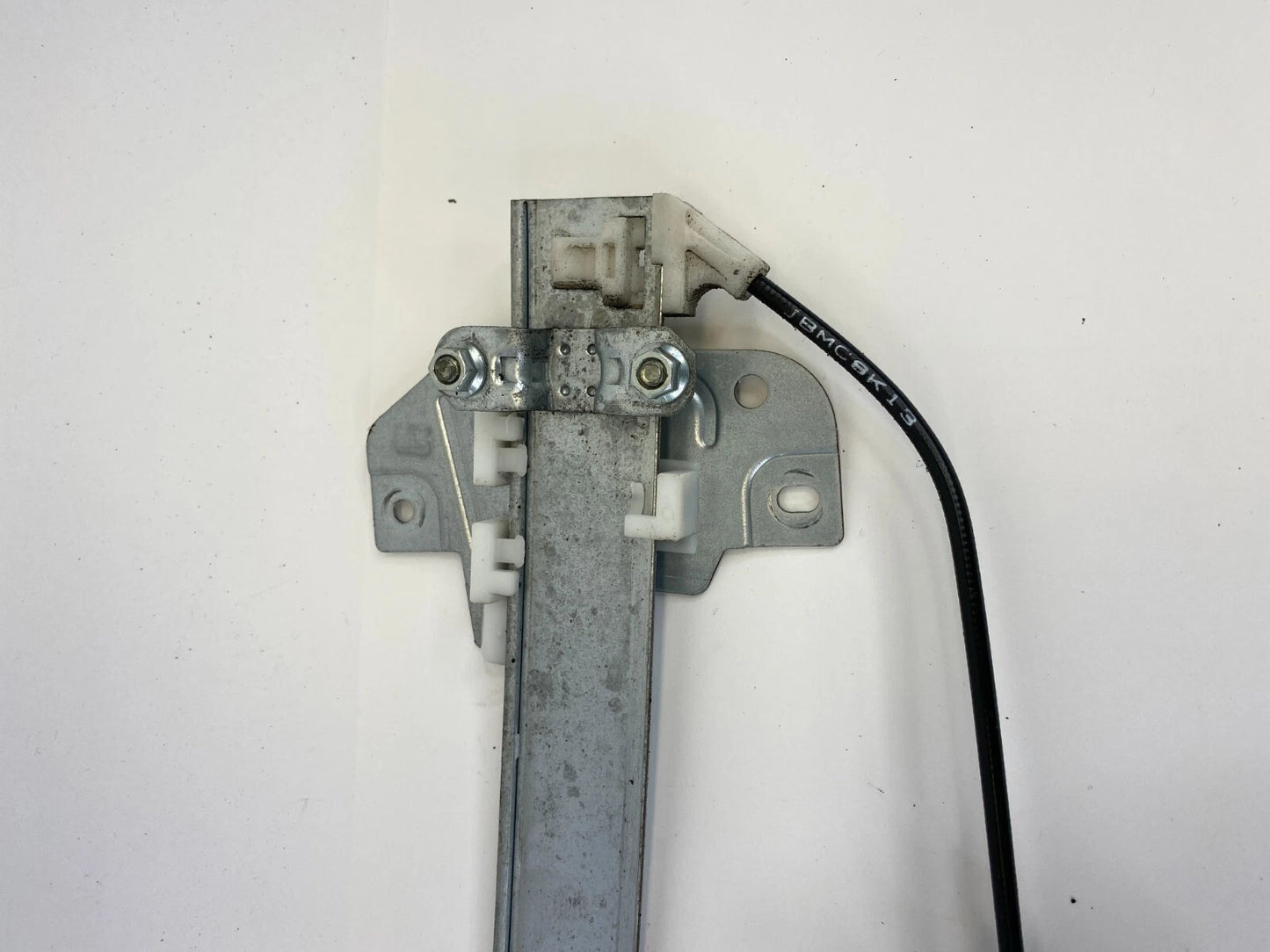 2006-2011 HYUNDAI ACCENT SEDAN REAR RIGHT PASSENGER WINDOW REGULATOR ASSEMBLY